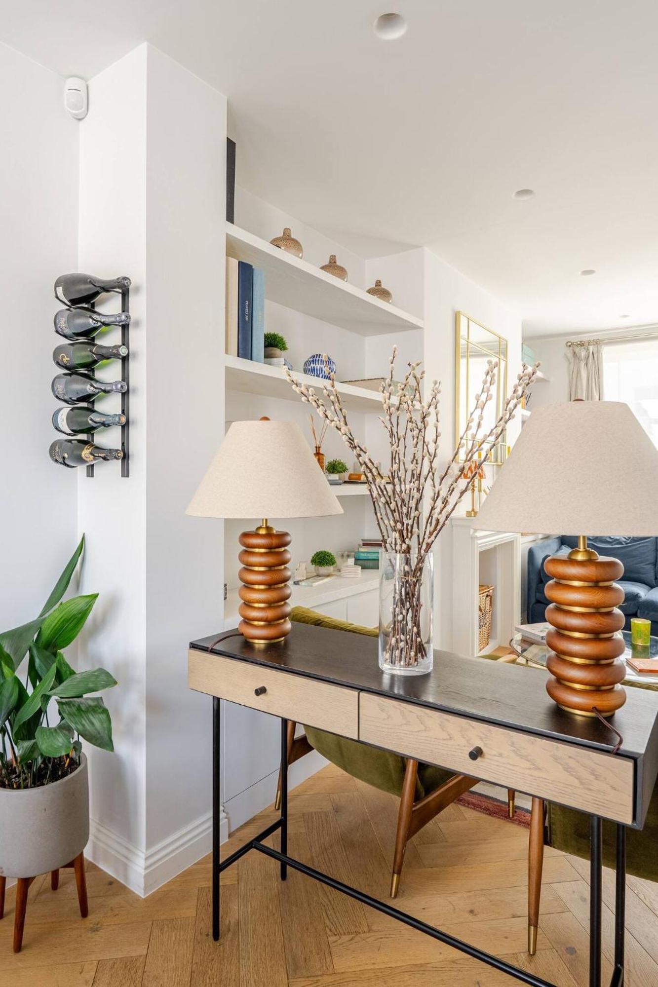 Delightful Notting Hill 2 Bed House With Garden Holiday home *